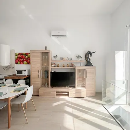 Cozy And Modern Family Flat Carihuela