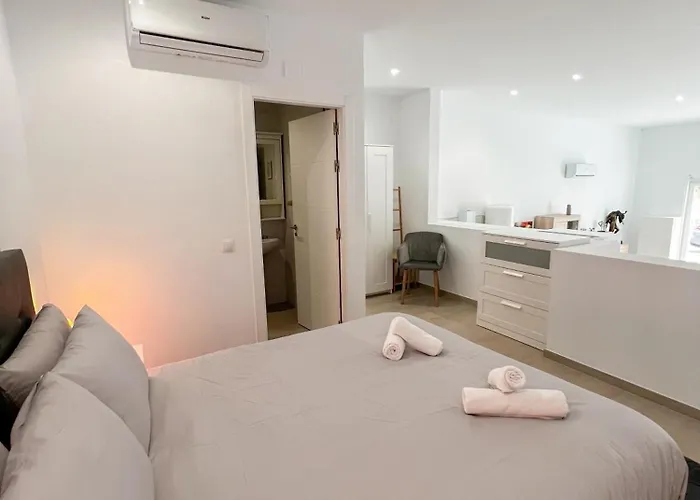 Cozy And Modern Family Flat Carihuela