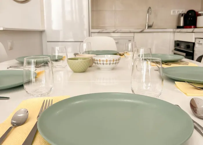 Cozy And Modern Family Flat Carihuela