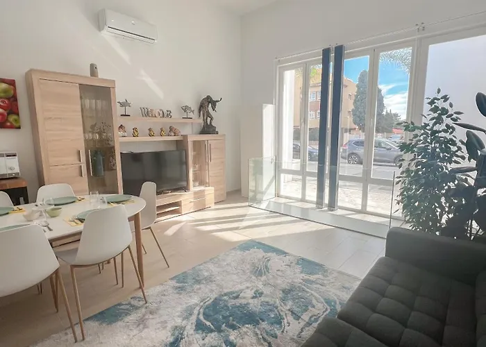 Cozy And Modern Family Flat Carihuela