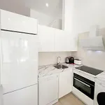 Апартаменти Cozy And Modern Family Flat Carihuela Торремолінос