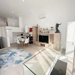 Cozy And Modern Family Flat Carihuela Торремолінос