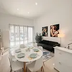 Cozy And Modern Family Flat Carihuela * Торремолінос