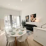 Апартаменти Cozy And Modern Family Flat Carihuela Торремолінос