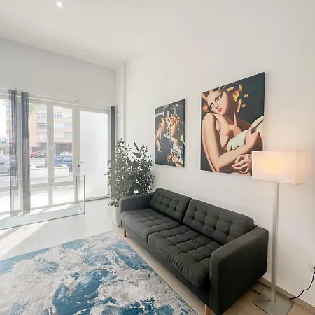 Cozy And Modern Family Flat Carihuela Apartment Torremolinos