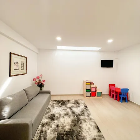 Cozy And Modern Family Flat Carihuela *